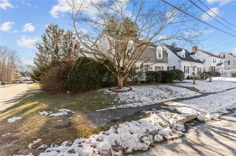 43 Rockland Avenue Cranston RI 02910