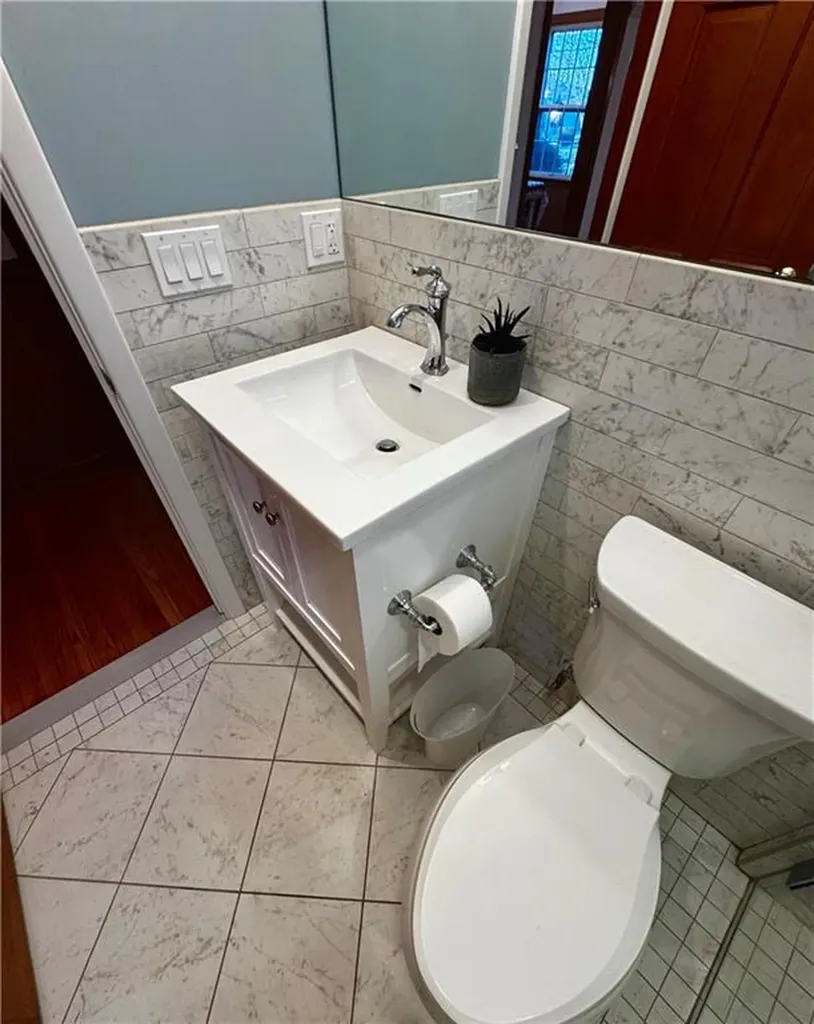 49 Scarborough Road Cumberland RI 02864