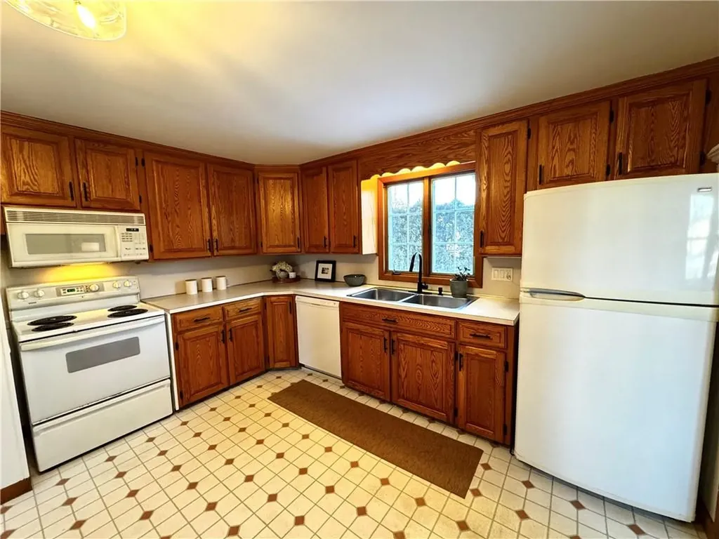 49 Scarborough Road Cumberland RI 02864