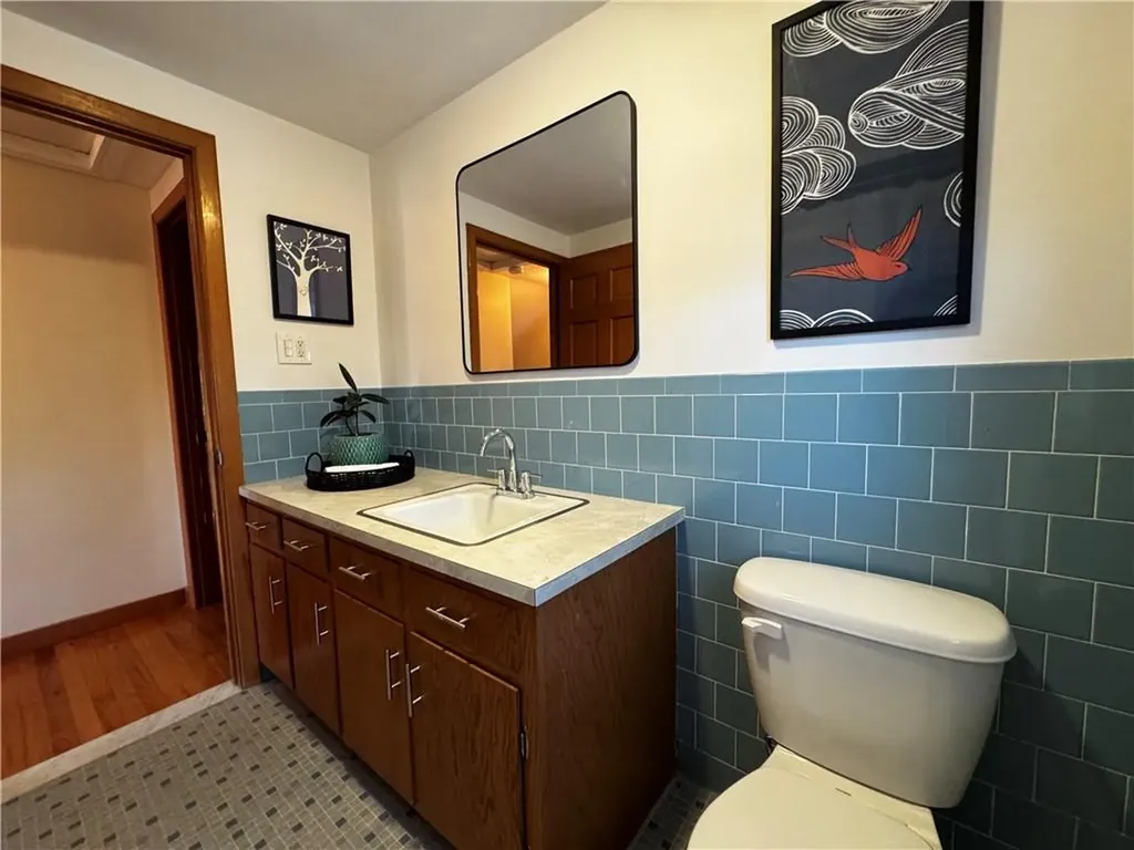 49 Scarborough Road Cumberland RI 02864