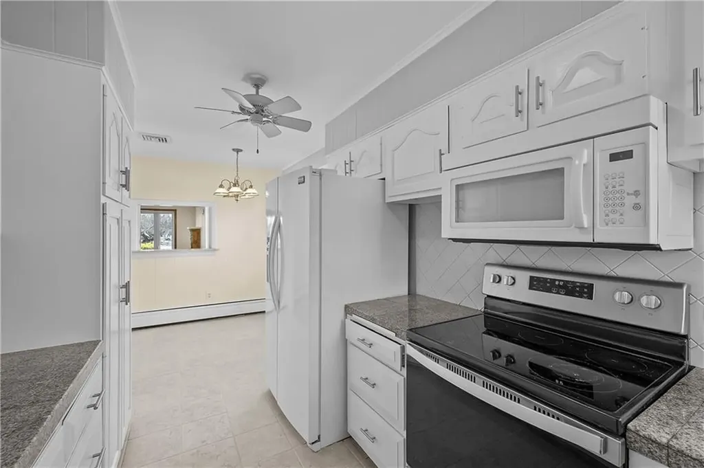 189 Kearney Street Cranston RI 02920