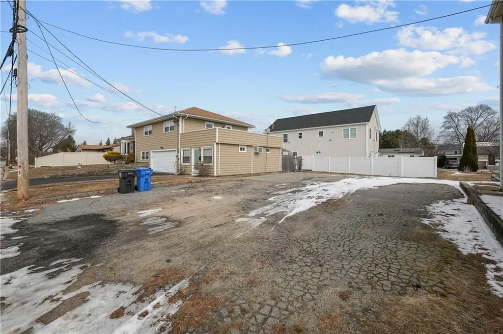 189 Kearney Street Cranston RI 02920