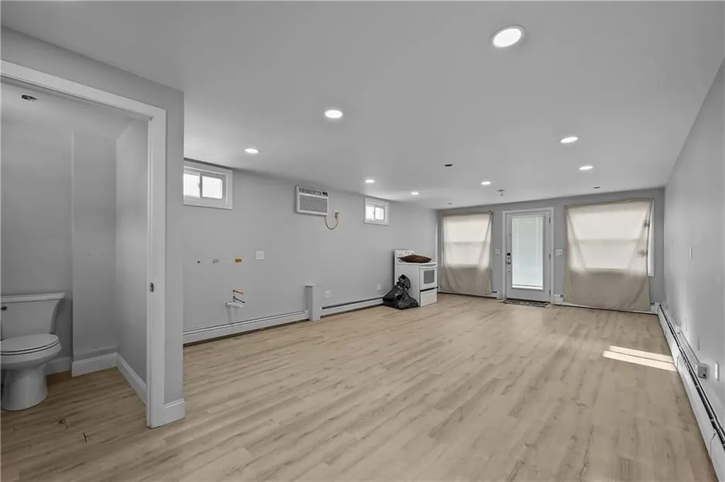 189 Kearney Street Cranston RI 02920