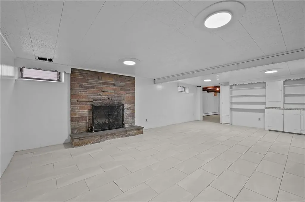 189 Kearney Street Cranston RI 02920