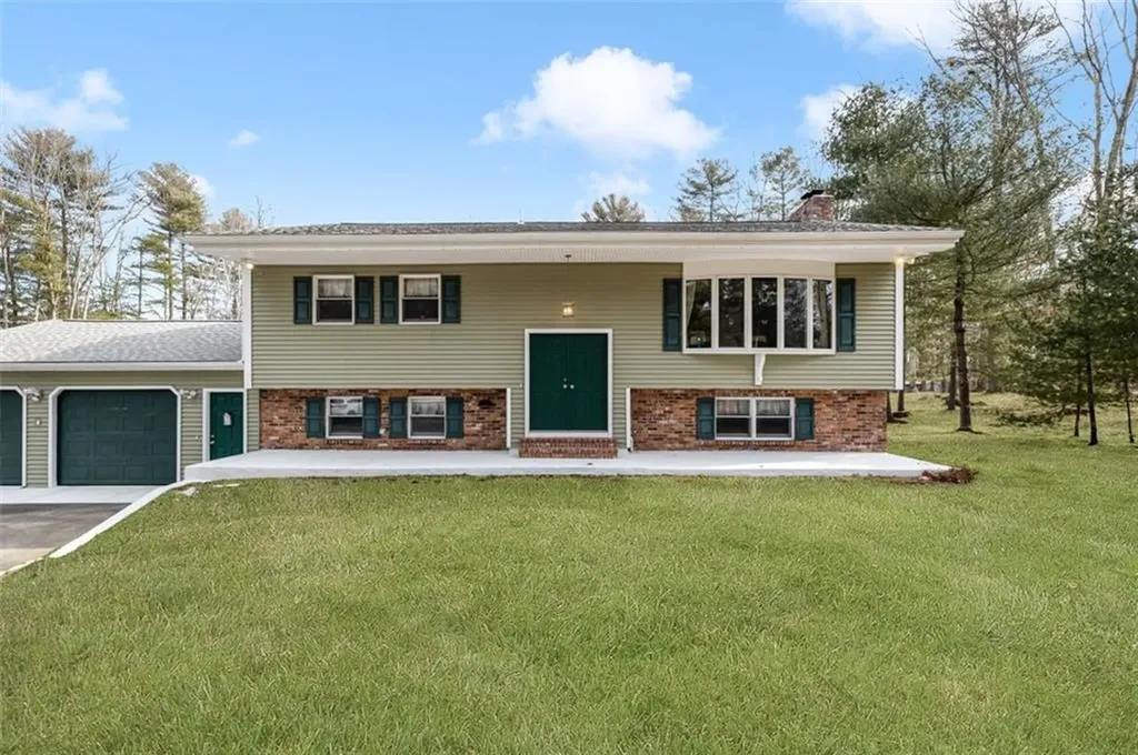 96 Brandy Brook Road Scituate RI 02857