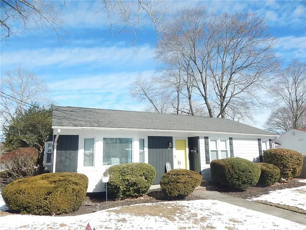 57 Woodlawn Drive Cranston RI 02920