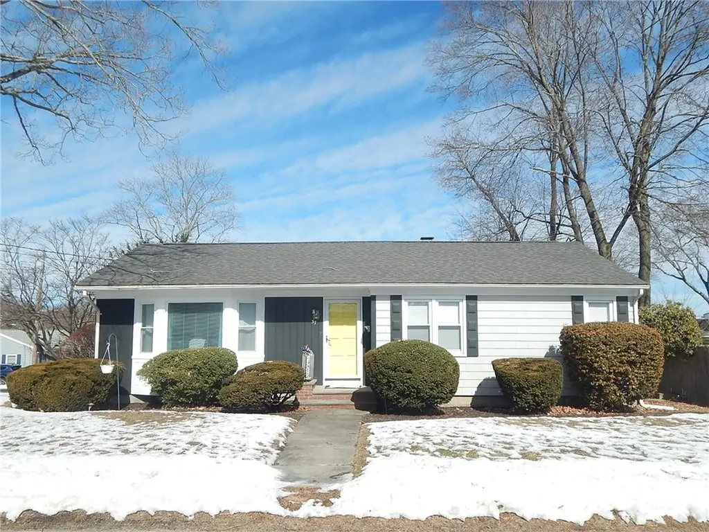 57 Woodlawn Drive Cranston RI 02920
