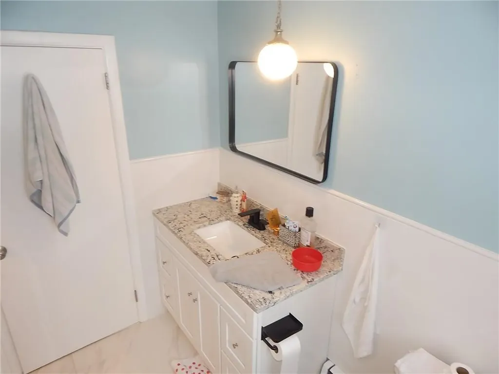 57 Woodlawn Drive Cranston RI 02920