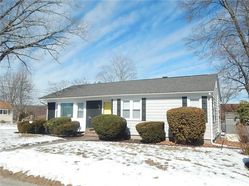 57 Woodlawn Drive Cranston RI 02920