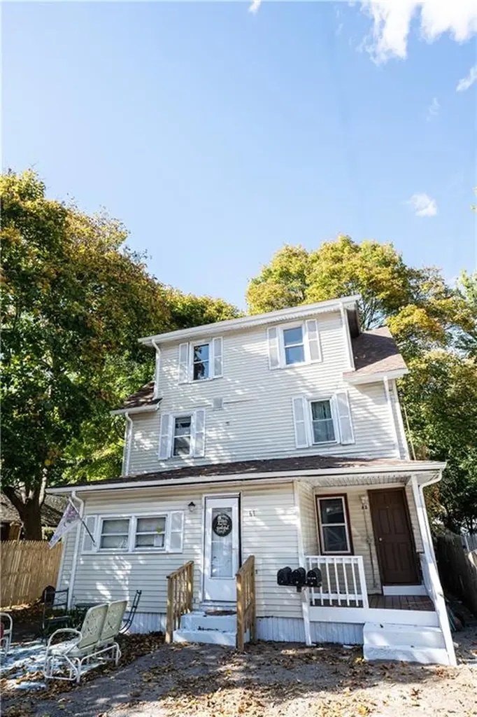 61 Fuller Street Warwick RI 02889