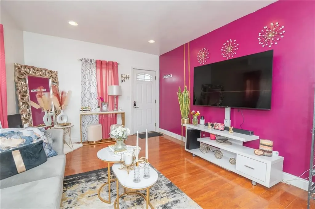 49 Leah Street Providence RI 02908