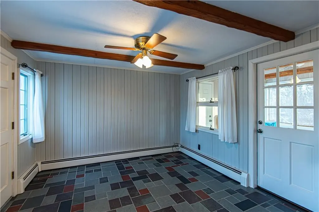 160 Hadde Avenue Cumberland RI 02864