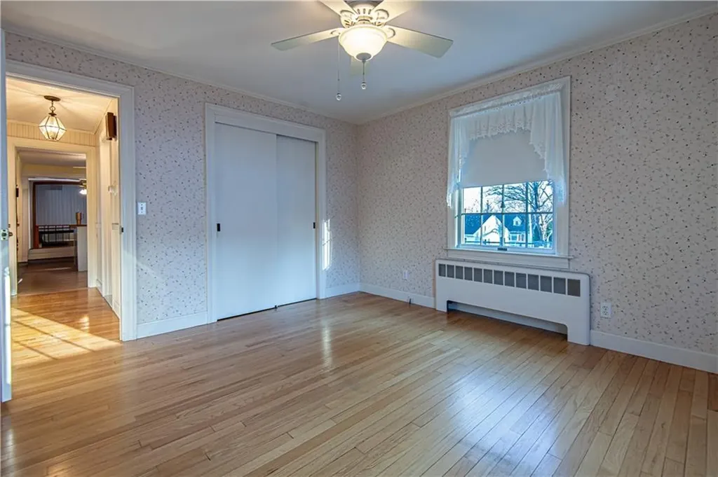 160 Hadde Avenue Cumberland RI 02864