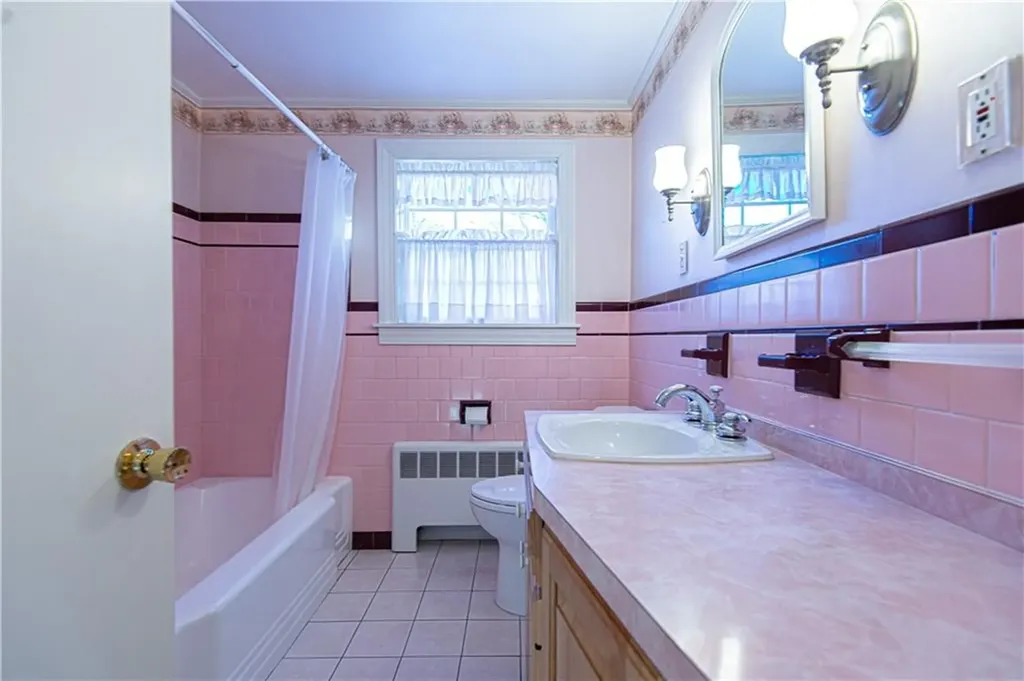 160 Hadde Avenue Cumberland RI 02864