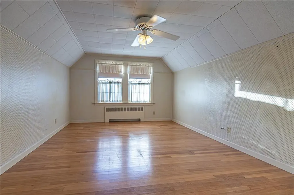 160 Hadde Avenue Cumberland RI 02864