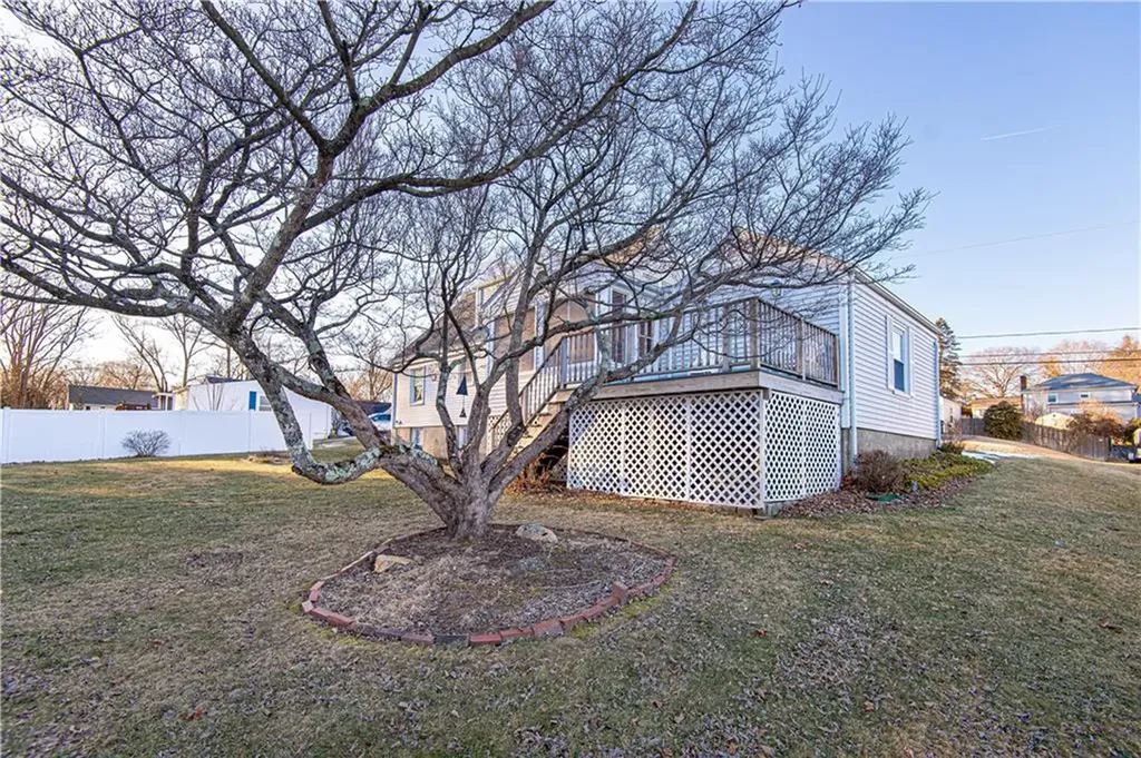 160 Hadde Avenue Cumberland RI 02864