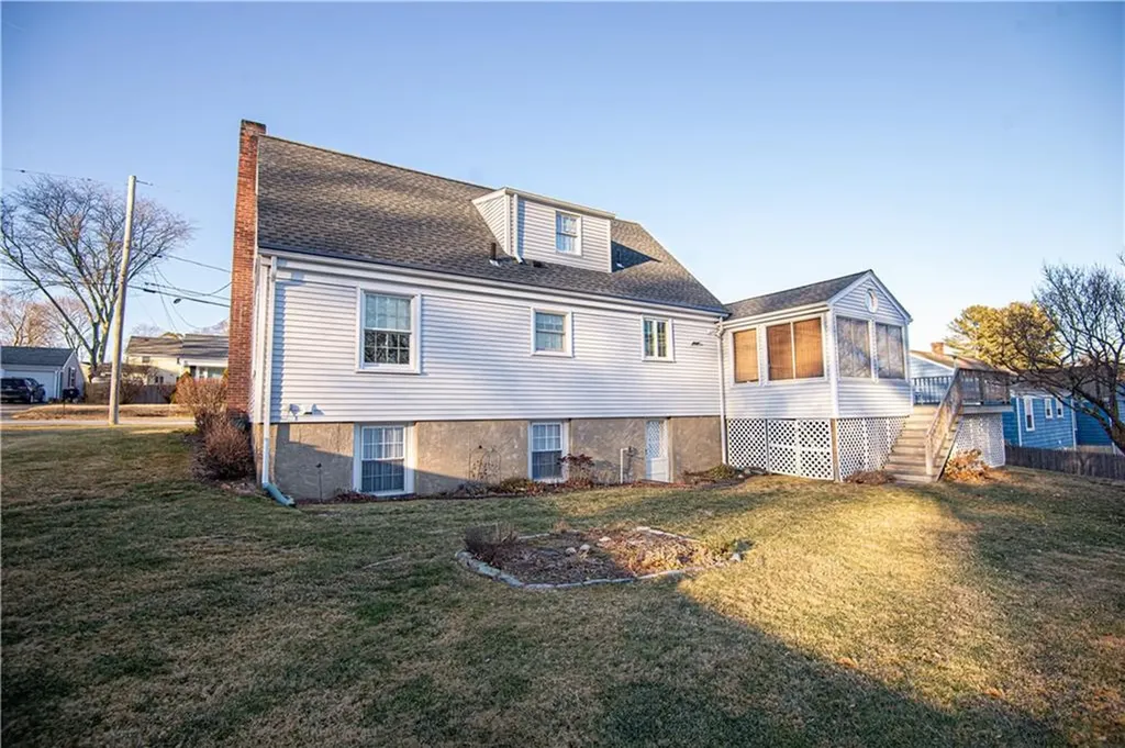 160 Hadde Avenue Cumberland RI 02864