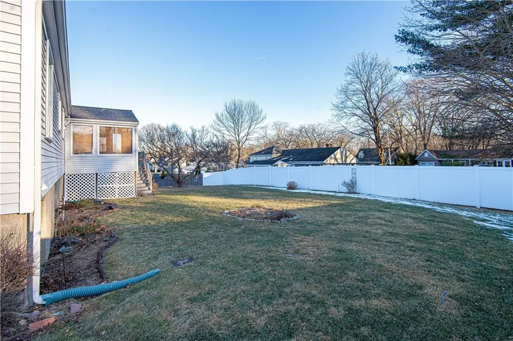 160 Hadde Avenue Cumberland RI 02864