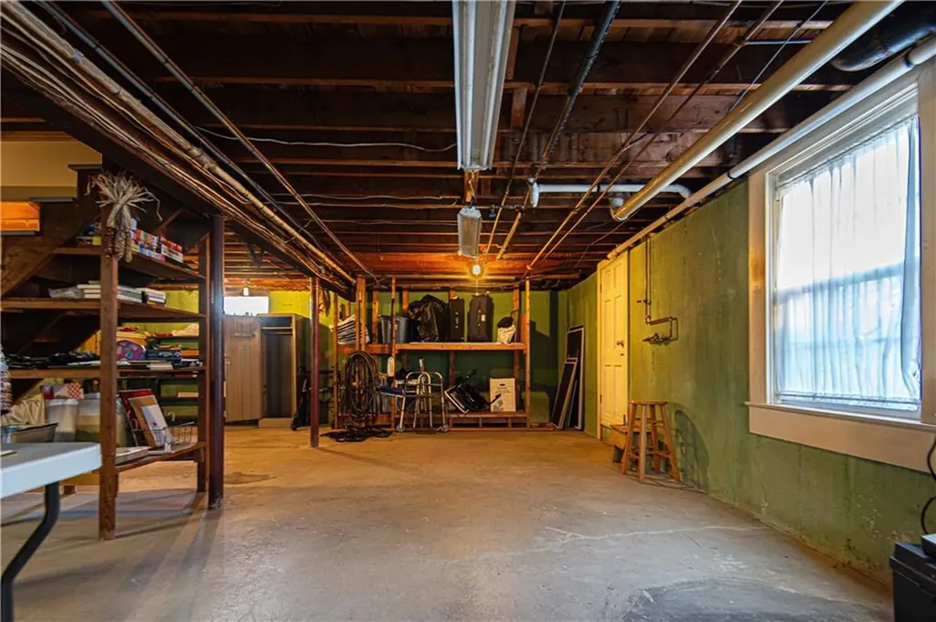 160 Hadde Avenue Cumberland RI 02864