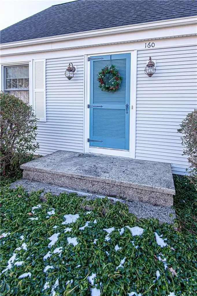 160 Hadde Avenue Cumberland RI 02864