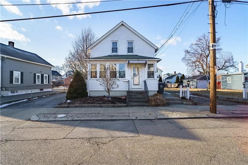 100 Ivy Street East Providence RI 02914