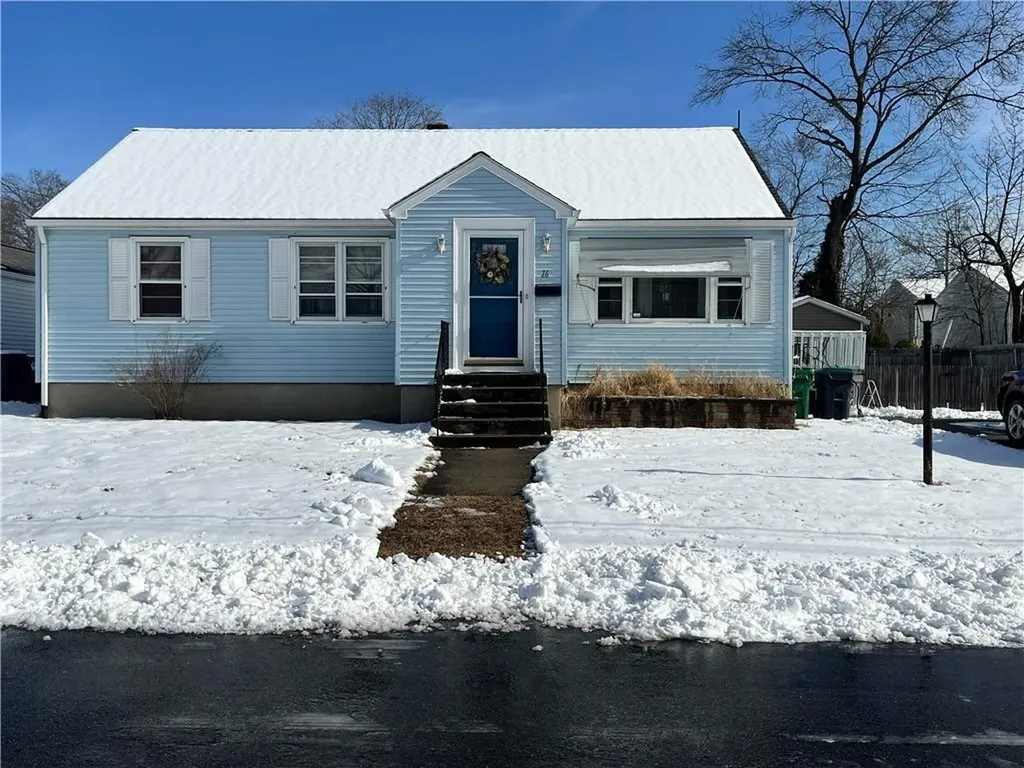 16 Majestic Avenue Warwick RI 02888