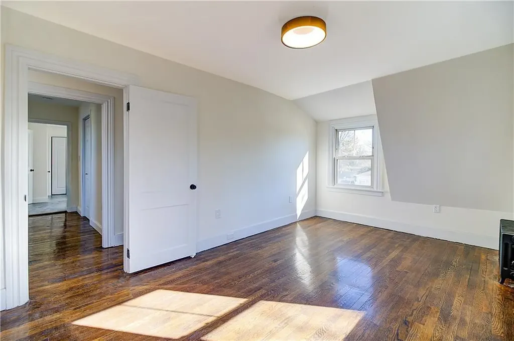 236 Pequot Avenue Warwick RI 02889