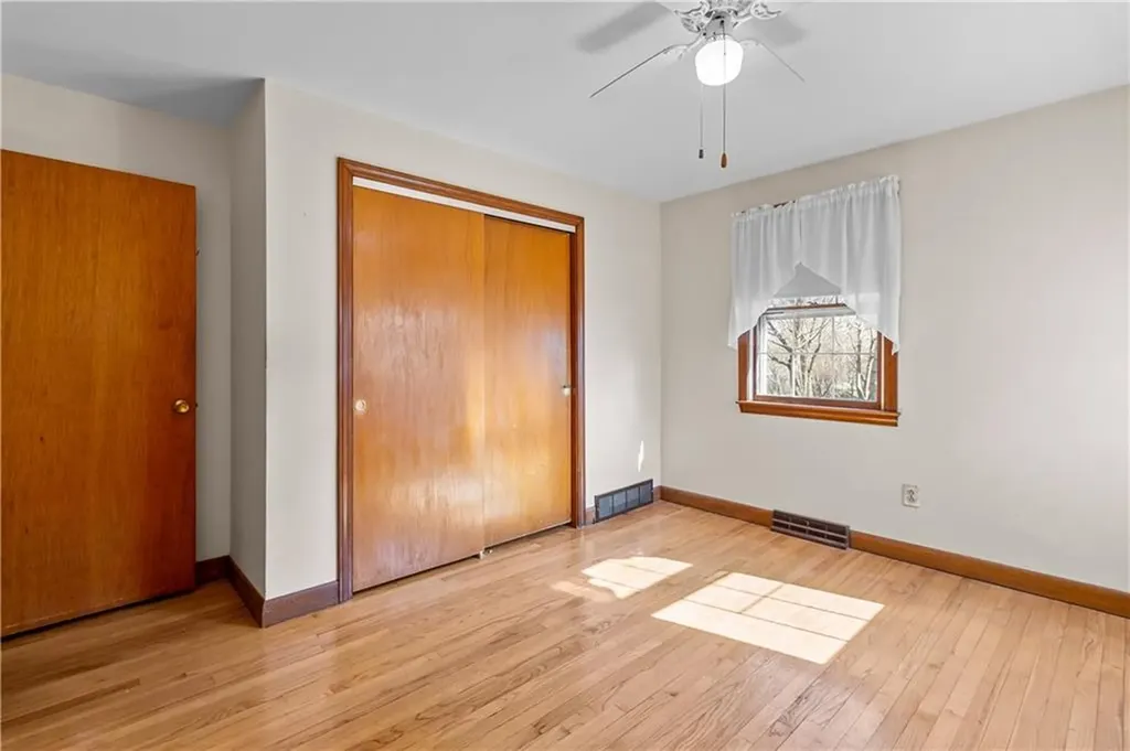 43 Watuppa Avenue Tiverton RI 02878