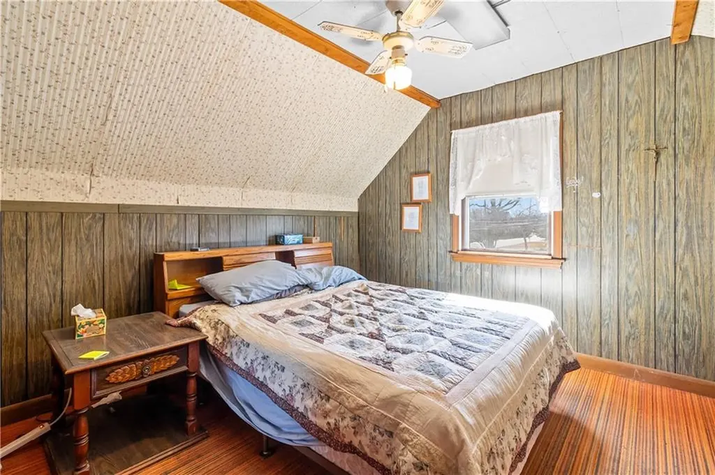 43 Watuppa Avenue Tiverton RI 02878