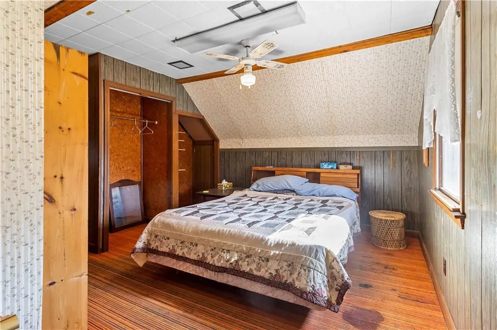 43 Watuppa Avenue Tiverton RI 02878