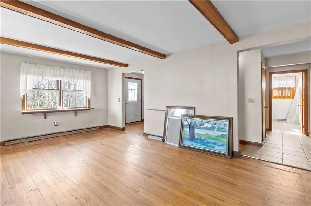 43 Watuppa Avenue Tiverton RI 02878