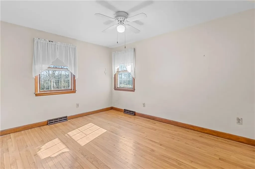 43 Watuppa Avenue Tiverton RI 02878