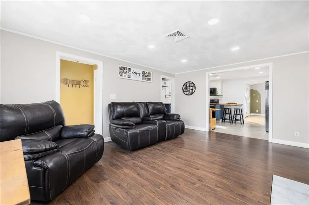 59 Claypool Drive Warwick RI 02886