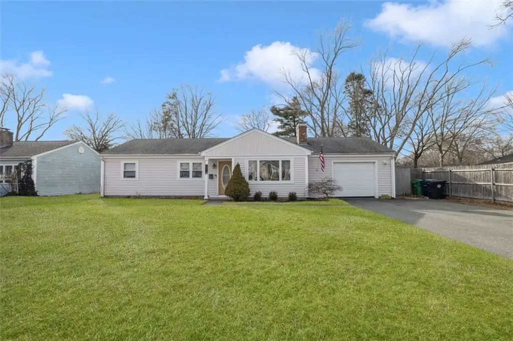 59 Claypool Drive Warwick RI 02886