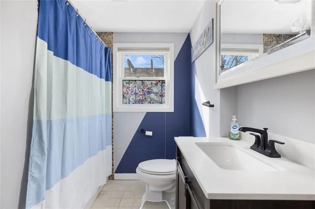 59 Claypool Drive Warwick RI 02886