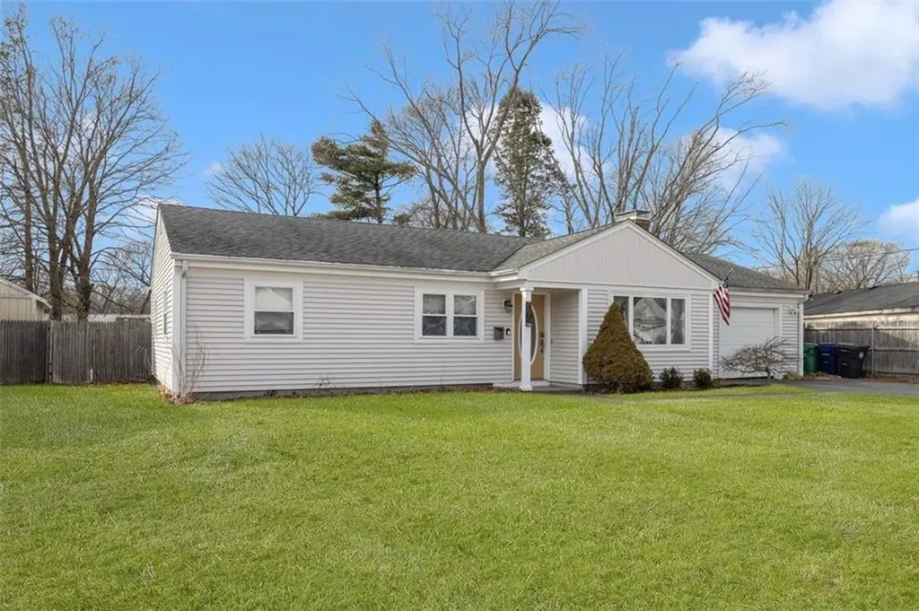 59 Claypool Drive Warwick RI 02886