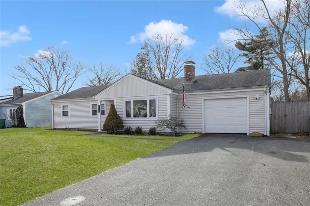 59 Claypool Drive Warwick RI 02886