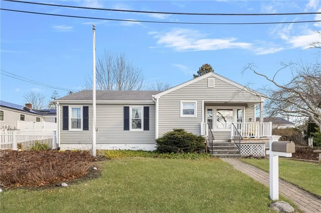 7 Marion Street Newport RI 02840