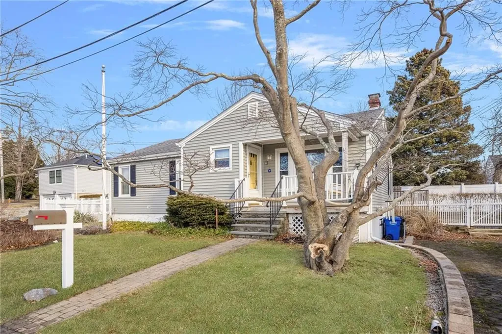 7 Marion Street Newport RI 02840