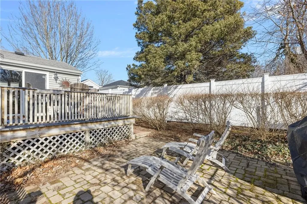 7 Marion Street Newport RI 02840