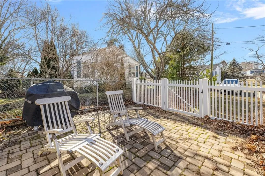 7 Marion Street Newport RI 02840