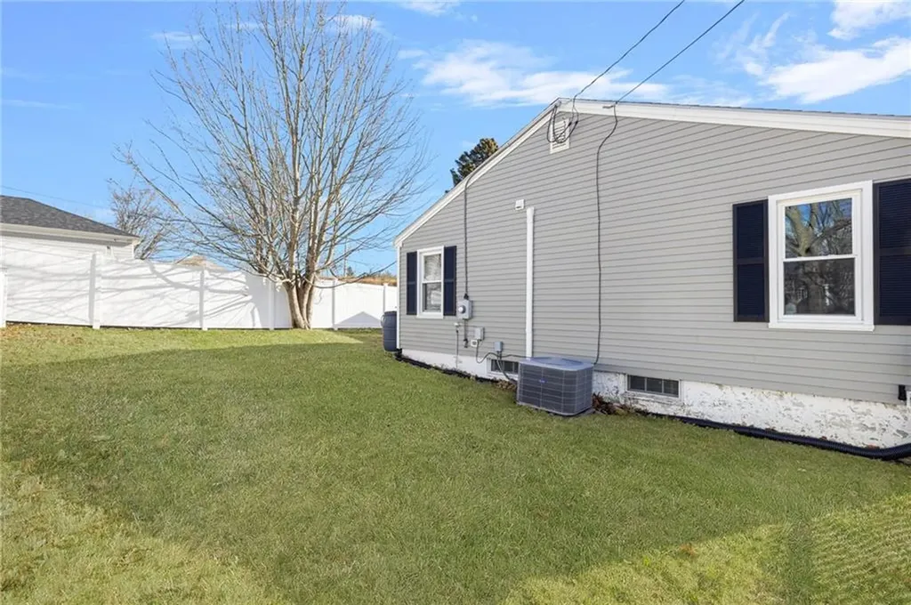 7 Marion Street Newport RI 02840