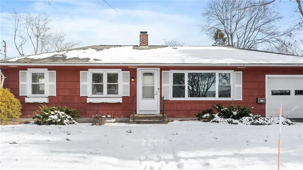 30 Farnum Road Warwick RI 02888