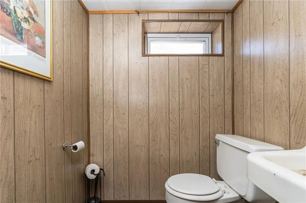 30 Farnum Road Warwick RI 02888