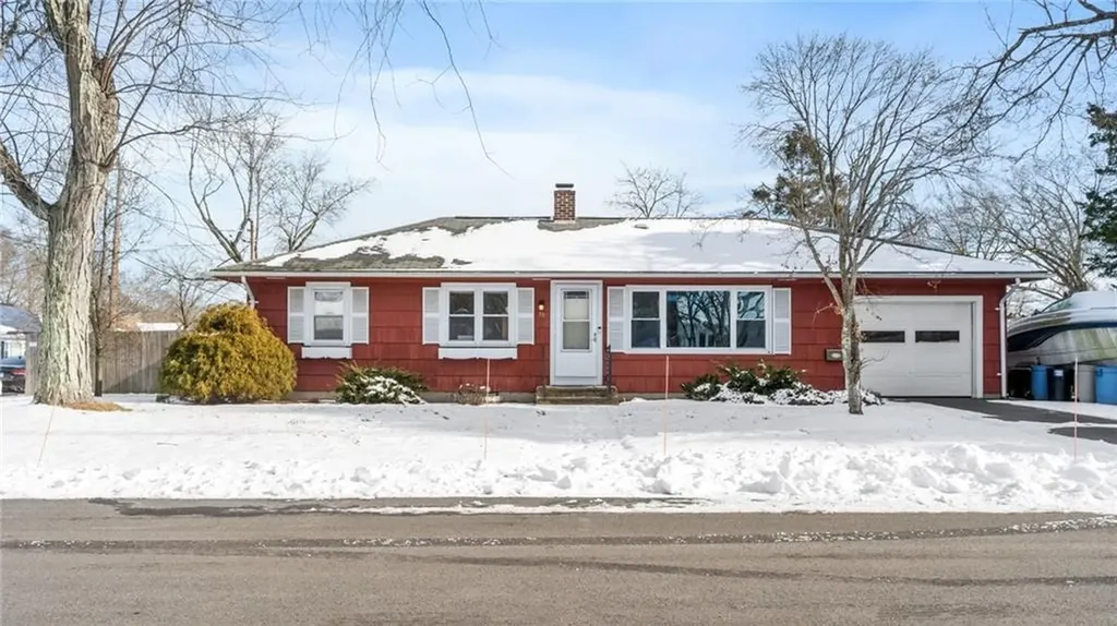 30 Farnum Road Warwick RI 02888