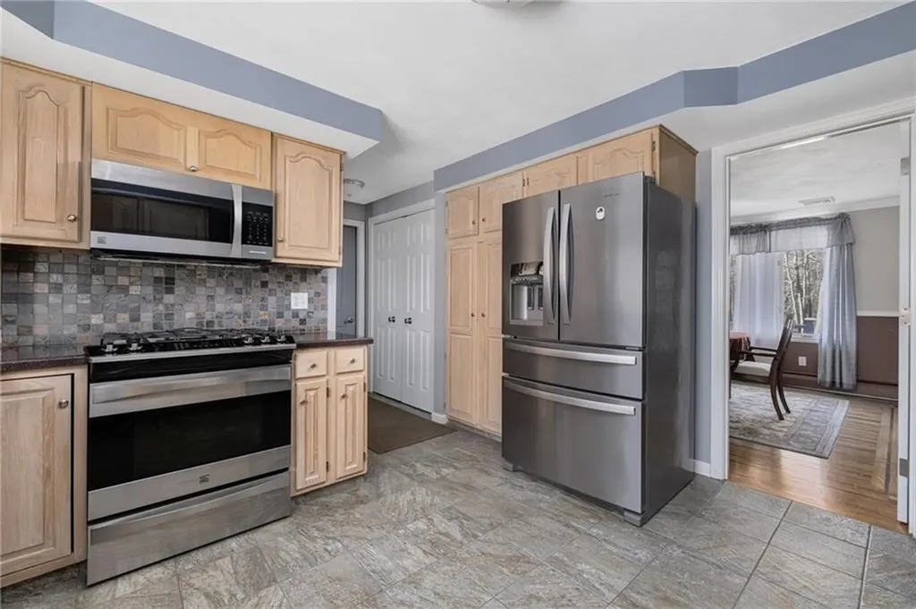 1349 Maple Valley Road Coventry RI 02827