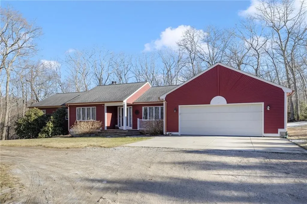 1349 Maple Valley Road Coventry RI 02827