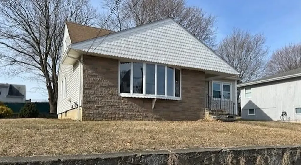 149 Yeoman Avenue Cranston RI 02920