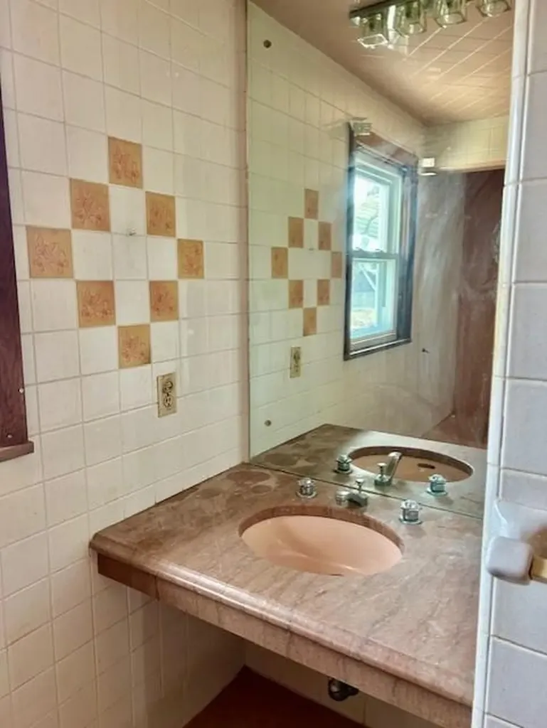 149 Yeoman Avenue Cranston RI 02920