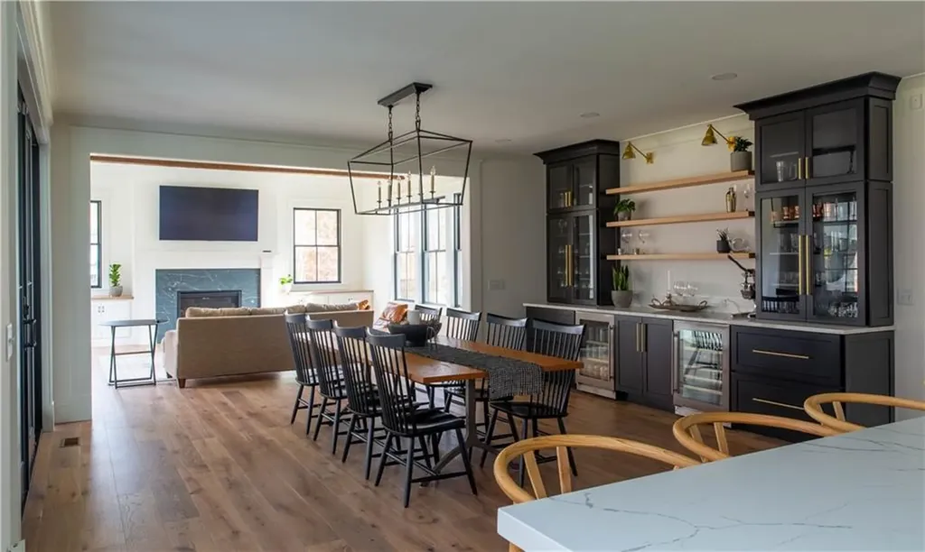 4 Amore Lane East Greenwich RI 02818